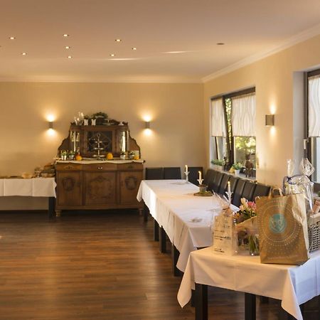Hotel Restaurant Haesfeld Überherrn Εξωτερικό φωτογραφία