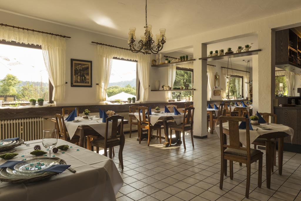 Hotel Restaurant Haesfeld Überherrn Εξωτερικό φωτογραφία
