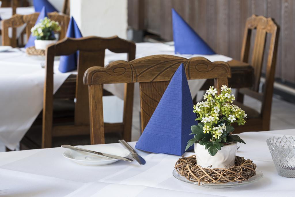 Hotel Restaurant Haesfeld Überherrn Εξωτερικό φωτογραφία