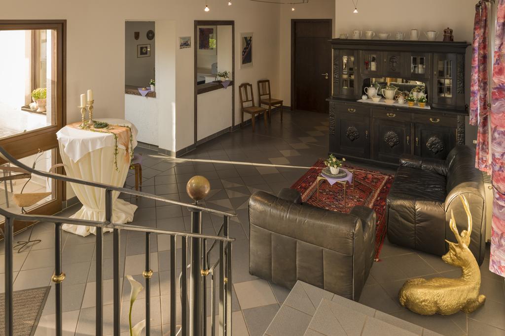Hotel Restaurant Haesfeld Überherrn Εξωτερικό φωτογραφία